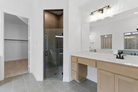Bath - 610 Cork Dr, Celina, TX 75009 photo 1 of 4