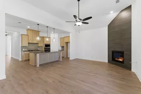 Living - 610 Cork Dr, Celina, TX 75009 photo 1 of 6