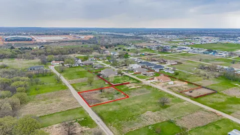 9332 Sunrise Dr, Fort Worth, TX 76134