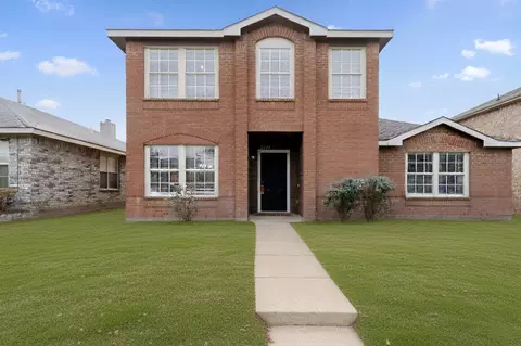2454 Meadowgate Ln, Lancaster, TX 75134