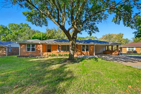 450 Kelly Ln, Van Alstyne, TX 75495