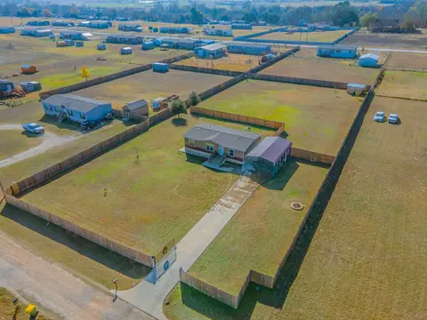 142 Lillie Valley Rd, Waco, TX 76705