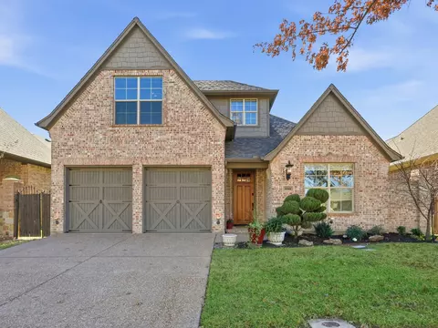 800 Silver Lake Dr, Keller, TX 76248