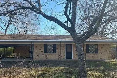 1041 5th St, Cooper, TX 75432