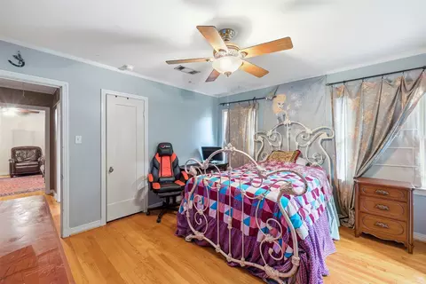 Bedroom - 122 E 7th St, Lancaster, TX 75146 photo 4 of 6