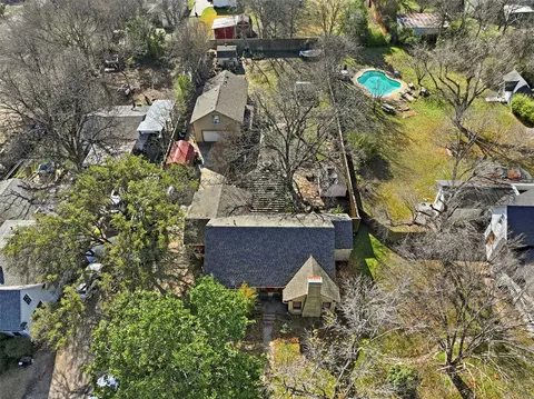 View/Area - 122 E 7th St, Lancaster, TX 75146 photo 4 of 4