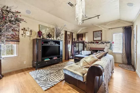Living - 122 E 7th St, Lancaster, TX 75146 photo 2 of 3