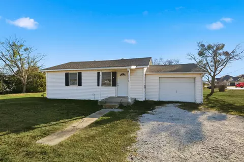 300 E 6th St, Krum, TX 76249