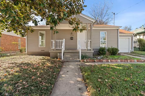 2725 Bowling Green Ave, Dallas, TX 75216