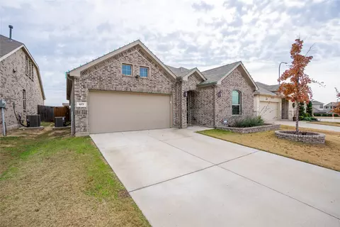 677 Ridgeback Trl, Haslet, TX 76052 photo 3
