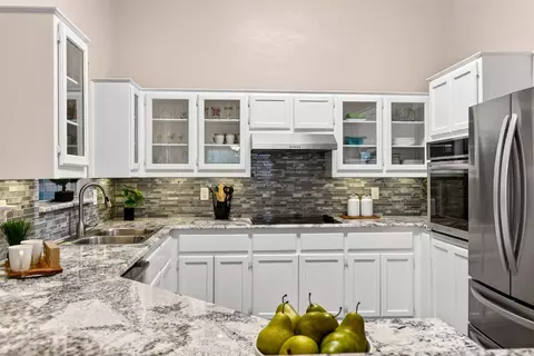 Kitchen - 503 Aurora Dr, Euless, TX 76039 photo 3 of 3