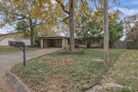 5711 Kingstree Ct, Arlington, TX 76017