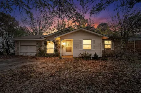 1214 Glenn Dr, Euless, TX 76039