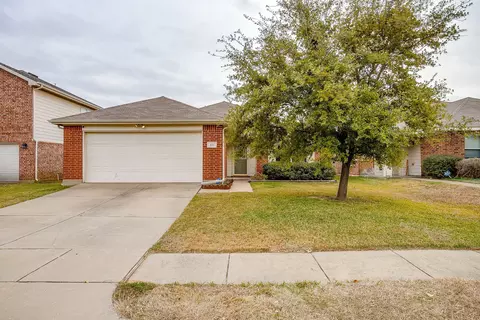 131 Independence Ave, Venus, TX 76084
