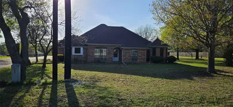 621 New Hope Rd E, New Hope, TX 75071