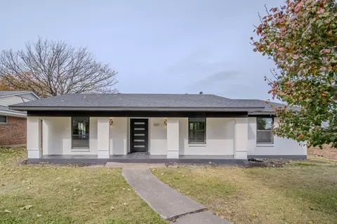 2517 Belhaven Dr, Mesquite, TX 75150
