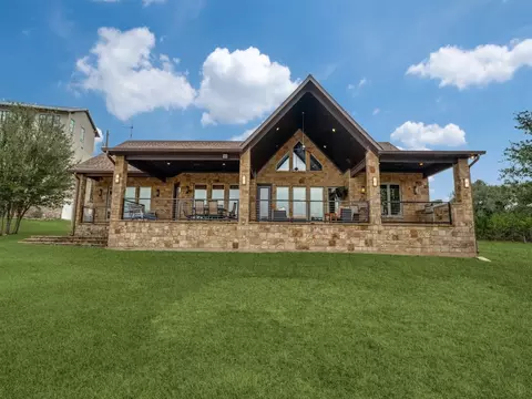 7033 W Hells Gate Dr, Strawn, TX 76475
