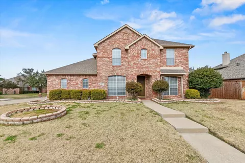 8101 Freeman Dr, Rowlett, TX 75089