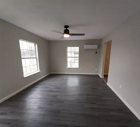 Living - 403 E Sears St, Denison, TX 75021 photo 2 of 2