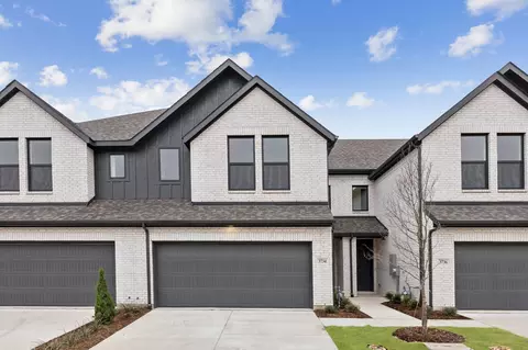 3734 Pierce Ln, Grand Prairie, TX 75052