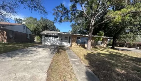 2014 E Mimosa Ave, Victoria, TX 77901