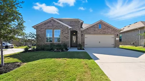 1905 Jackson St, Cleburne, TX 76033