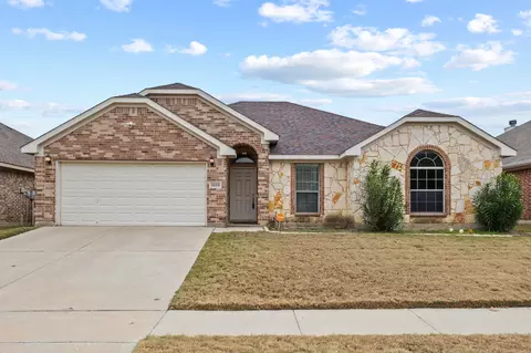 1510 White Willow Ln, Arlington, TX 76002