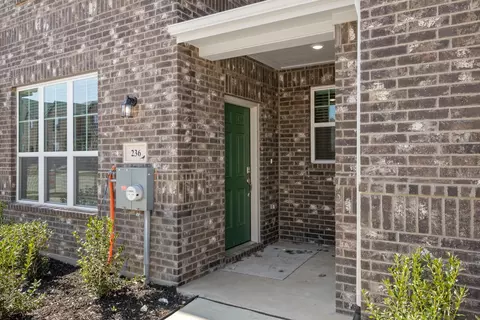 236 Wagon Spoke Way #17, Fort Worth, TX 76120