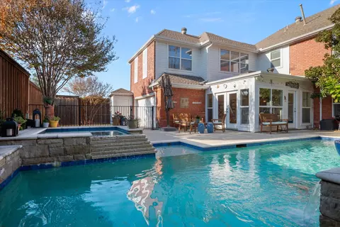 517 Meadowood Ln, Coppell, TX 75019