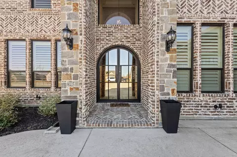 105 Shawnee Trl, Pottsboro, TX 75076