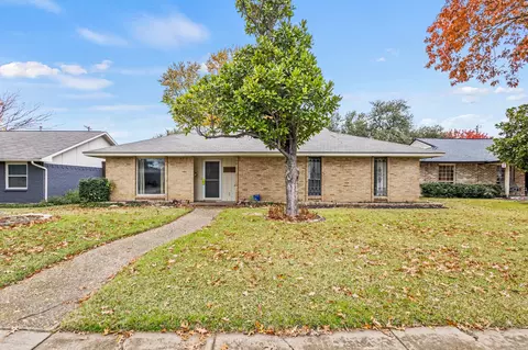 3045 Lockmoor Ln, Dallas, TX 75220