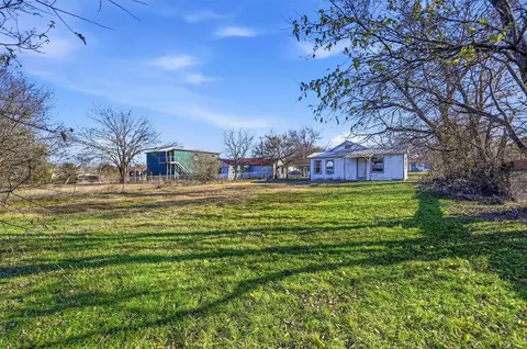 606 S Spears St, Alvarado, TX 76009