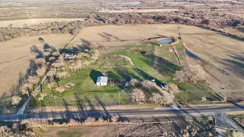10600 Fm 2210 E, Bridgeport, TX 76426