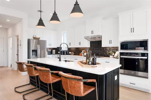 Kitchen - 7126 Blackbrush Dr, Midlothian, TX 76065 photo 1 of 1