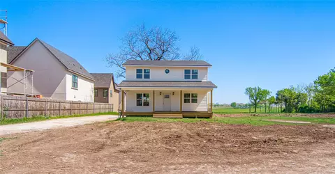 2708 S 2nd St, Waco, TX 76706