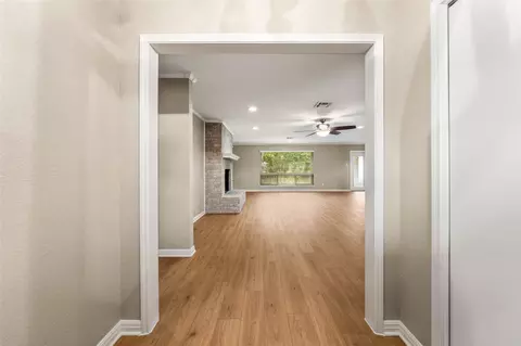 Entry Way - 3509 Heatherstone Cir, Waco, TX 76708 photo 2 of 6