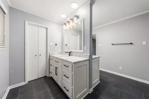 Bath - 3509 Heatherstone Cir, Waco, TX 76708 photo 3 of 6