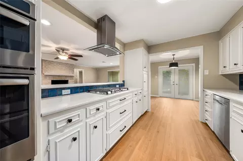 Kitchen - 3509 Heatherstone Cir, Waco, TX 76708 photo 4 of 5