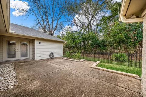 Exterior - 3509 Heatherstone Cir, Waco, TX 76708 photo 3 of 6