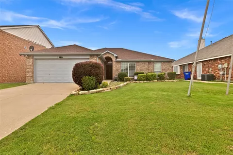104 Painted Trl, Forney, TX 75126