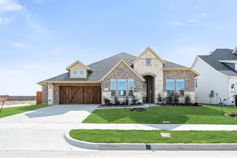 3838 Foot Hills Dr, Midlothian, TX 76065