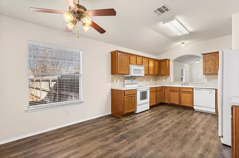 10148 Barton Creek Dr, Waco, TX 76708 photo 10
