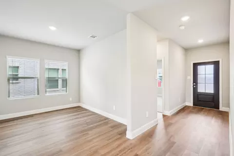 4030 Granbury Dr, Farmersville, TX 75442