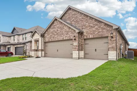 4034 Granbury Dr, Farmersville, TX 75442