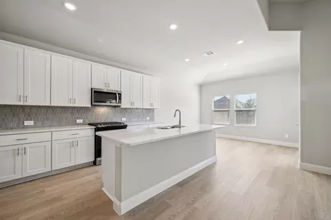 4026 Granbury Dr, Farmersville, TX 75442