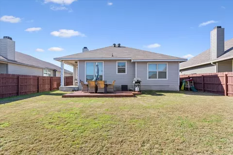 Exterior - 2920 Samson Dr, Lorena, TX 76655 photo 4 of 5