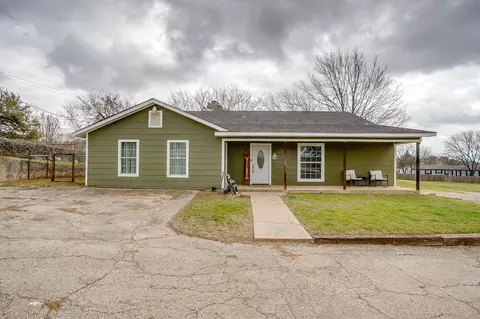 6260 Silver Creek Azle Rd, Azle, TX 76020