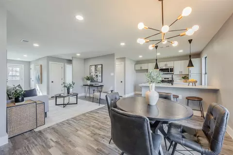 2820 Andrea Ln, Dallas, TX 75228