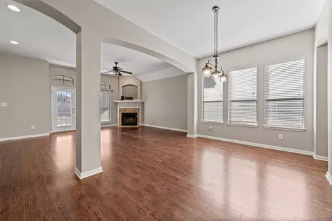 Living - 10445 Condor Loop, Waco, TX 76708 photo 3 of 4