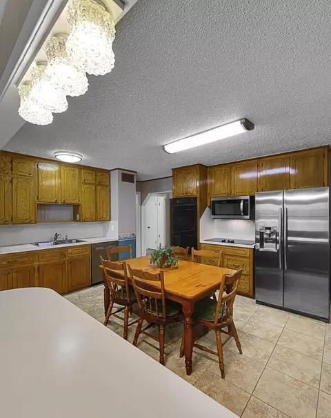 136 Bowie St, Mcgregor, TX 76657 photo 11
